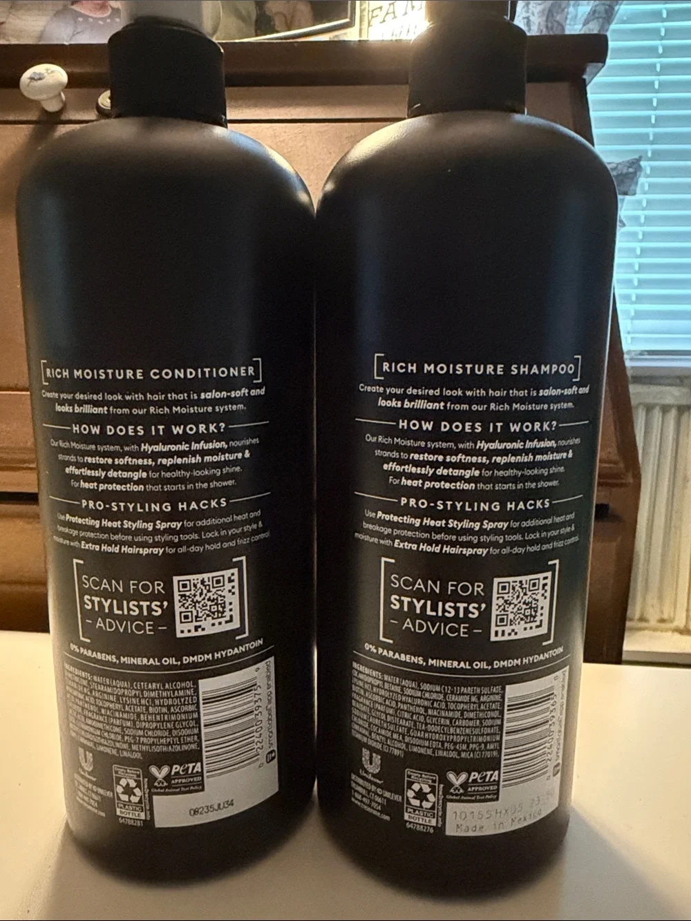 Rich Moisture Shampoo & Conditioner Set - Black/Gold